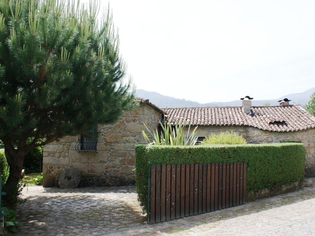 Gasthaus Moinho De Estoraos Ponte de Lima Exterior foto