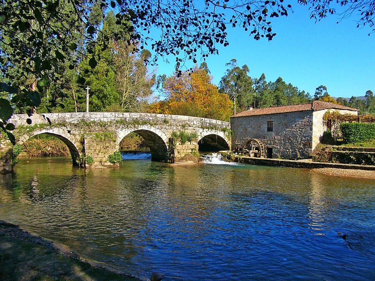 Gasthaus Moinho De Estoraos Ponte de Lima Exterior foto
